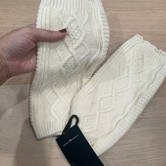 Brandy Melville Leg warmers knee socks soft warm fisherman knit NWT - Picture 7 of 7